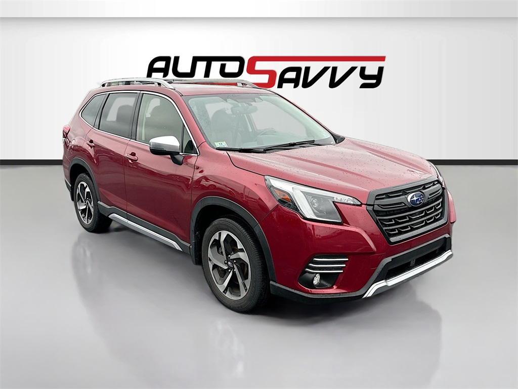 2023 Subaru Forester Premium photo 3
