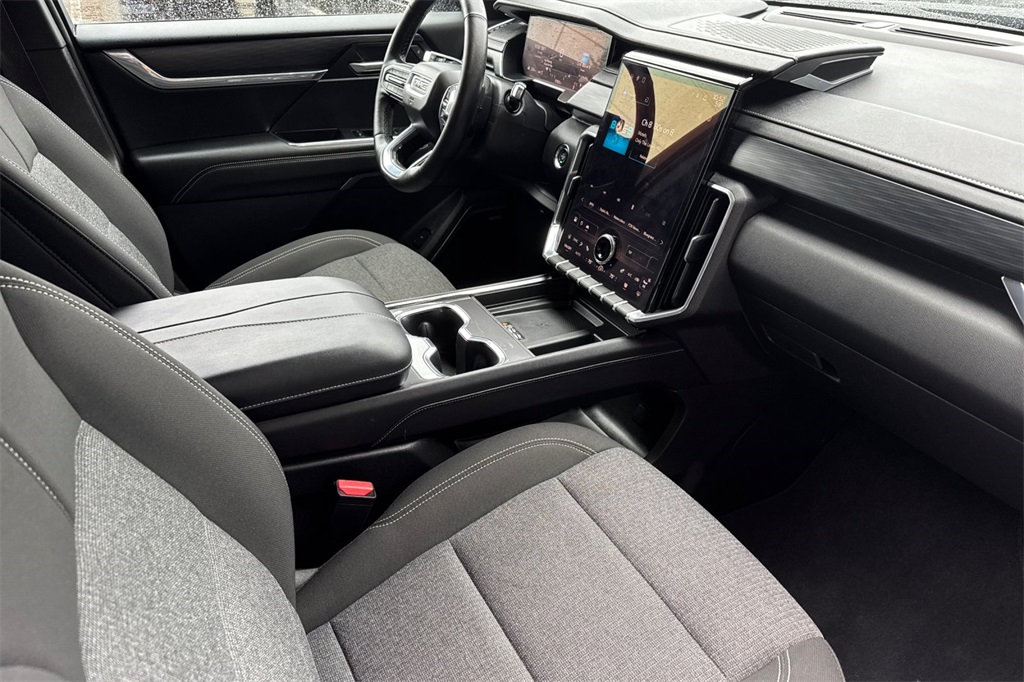 used 2025 GMC Acadia car, priced at $37,994