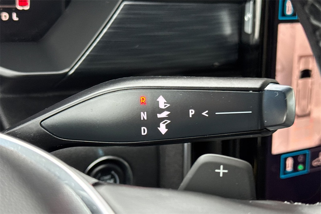 used 2025 GMC Acadia car, priced at $37,994