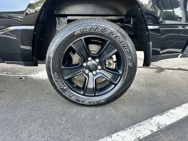 2022 Diamond Black Crystal Pearlcoat Ram 1500 Big Horn/Lone Star 4X4 Truck