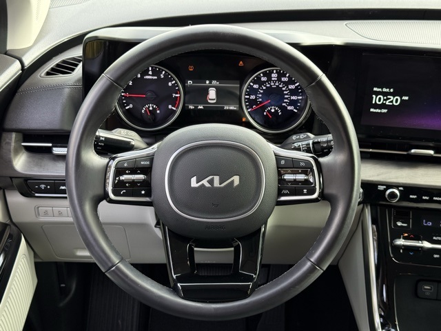 Used 2024 Kia Carnival Van