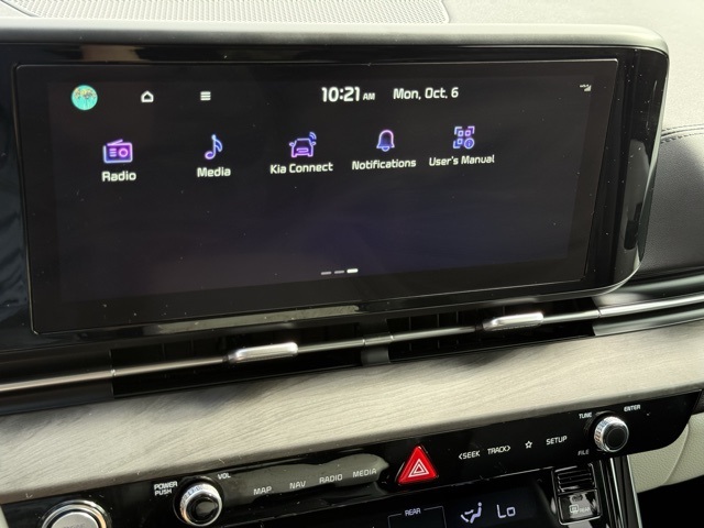 Used 2024 Kia Carnival Van