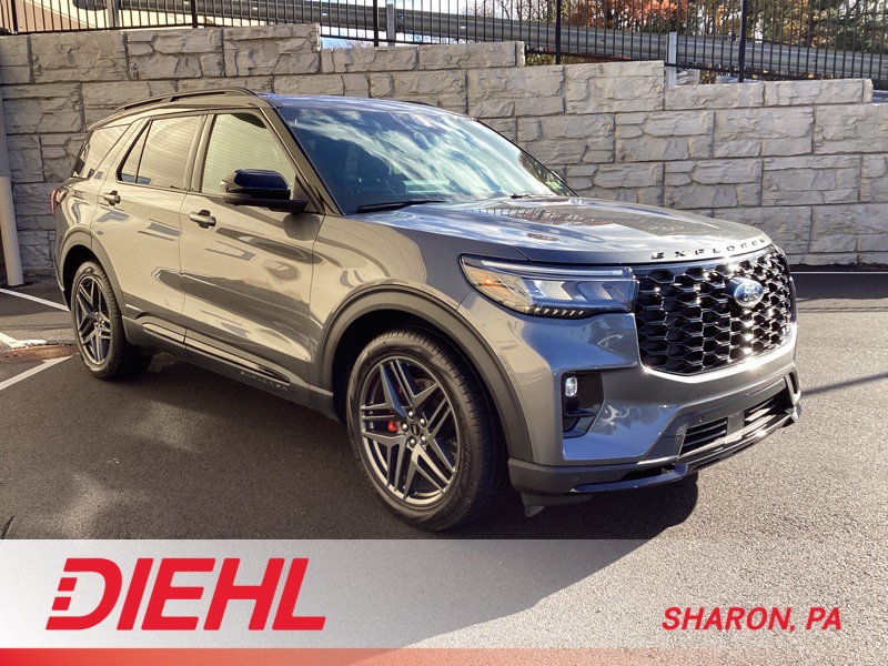 Used 2025 Ford Explorer SUV