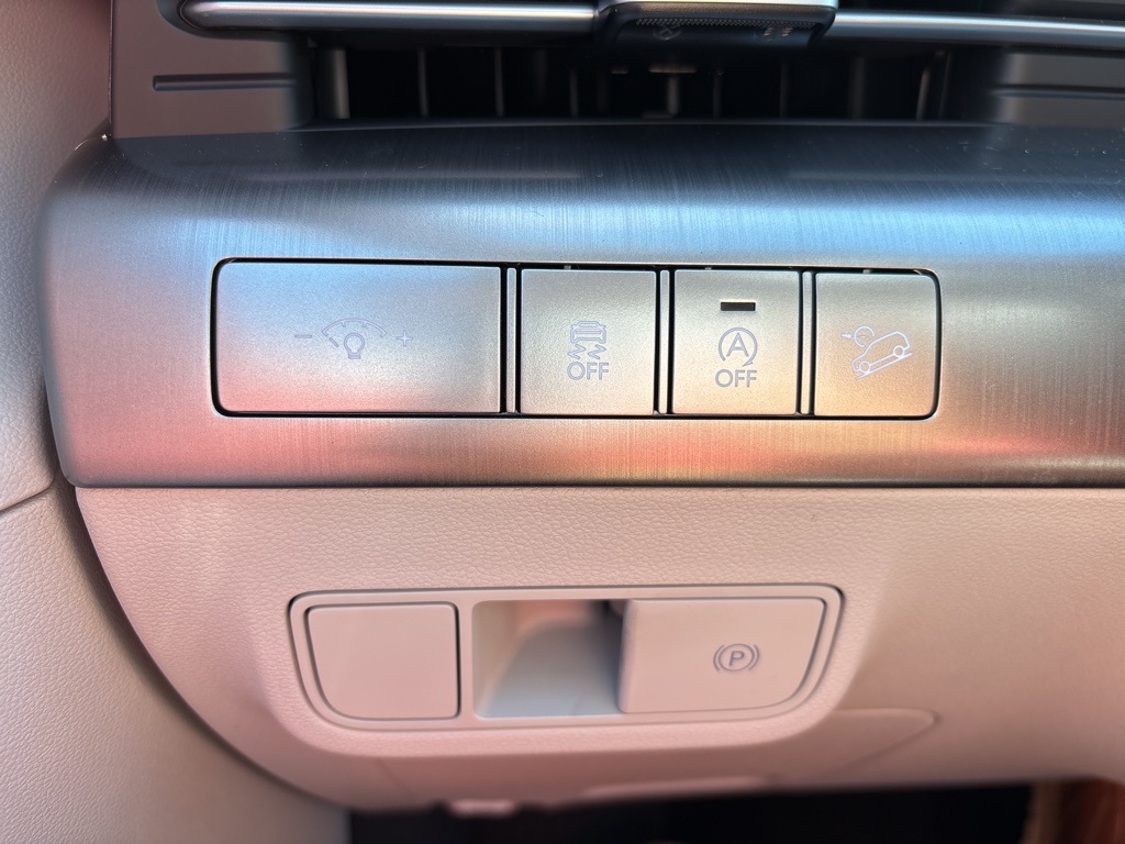 2025 Hyundai Kona SE photo 11