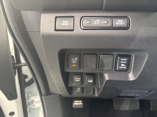 2025 Glacier White Nissan Frontier SV 4X4 Truck