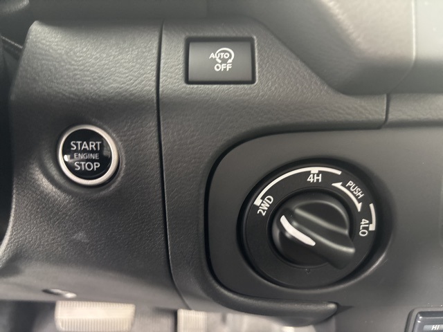 2025 Glacier White Nissan Frontier SV 4X4 Truck