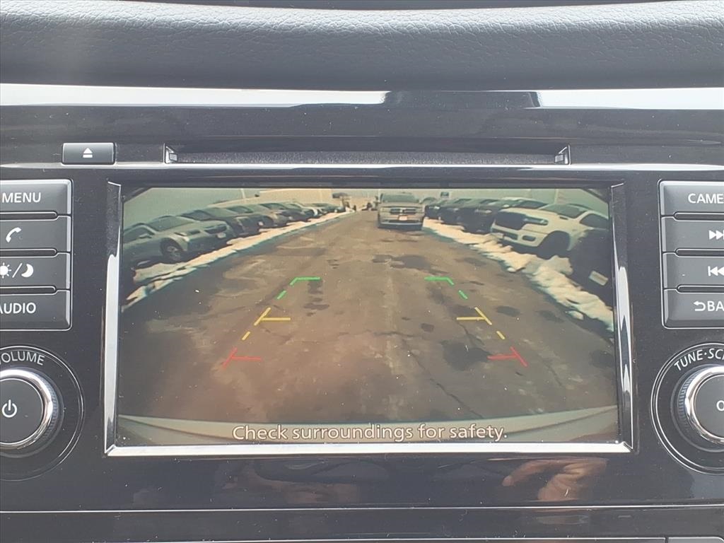 used 2020 Nissan Rogue car, priced at $13,900