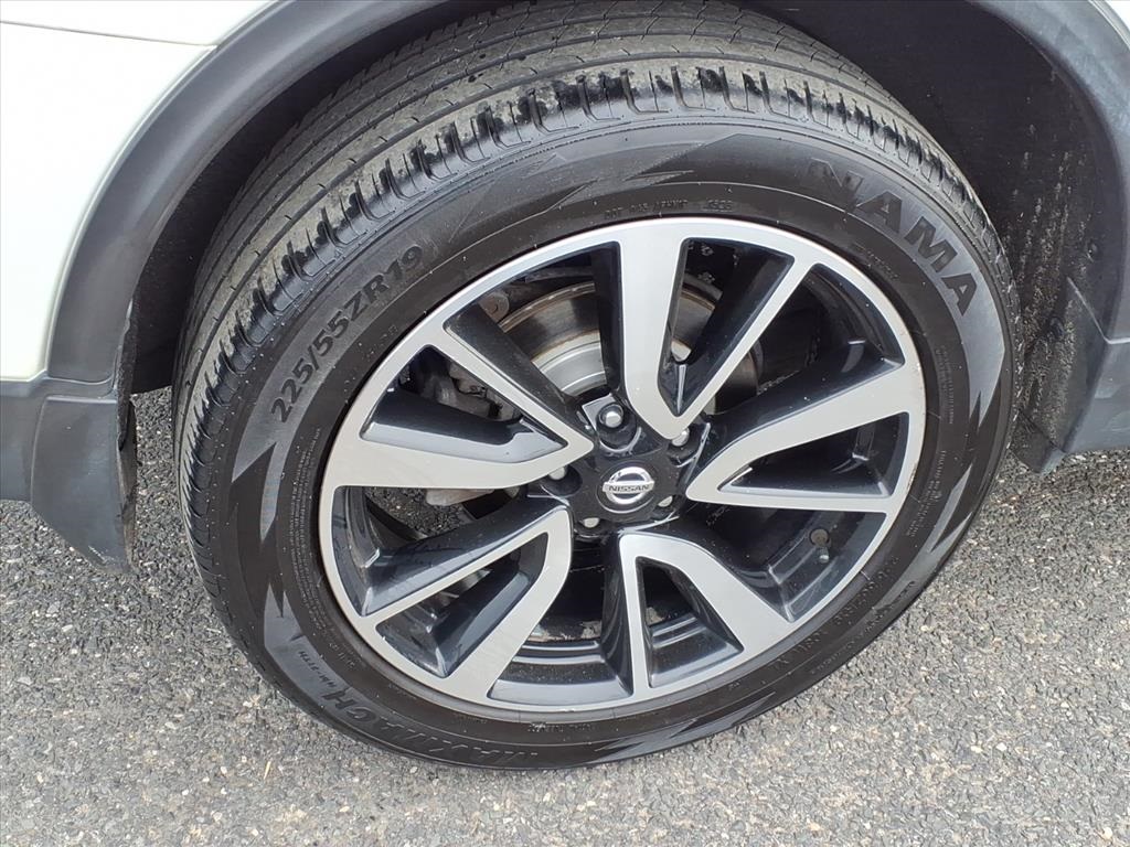 used 2020 Nissan Rogue car, priced at $16,900