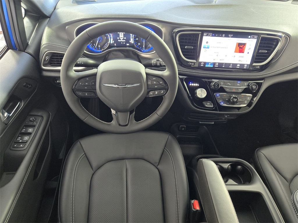 new 2026 Chrysler Pacifica car, priced at $48,895