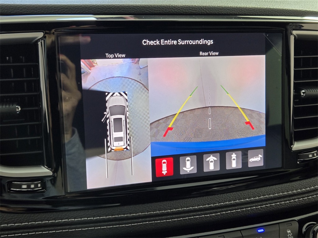 new 2026 Chrysler Pacifica car, priced at $48,895