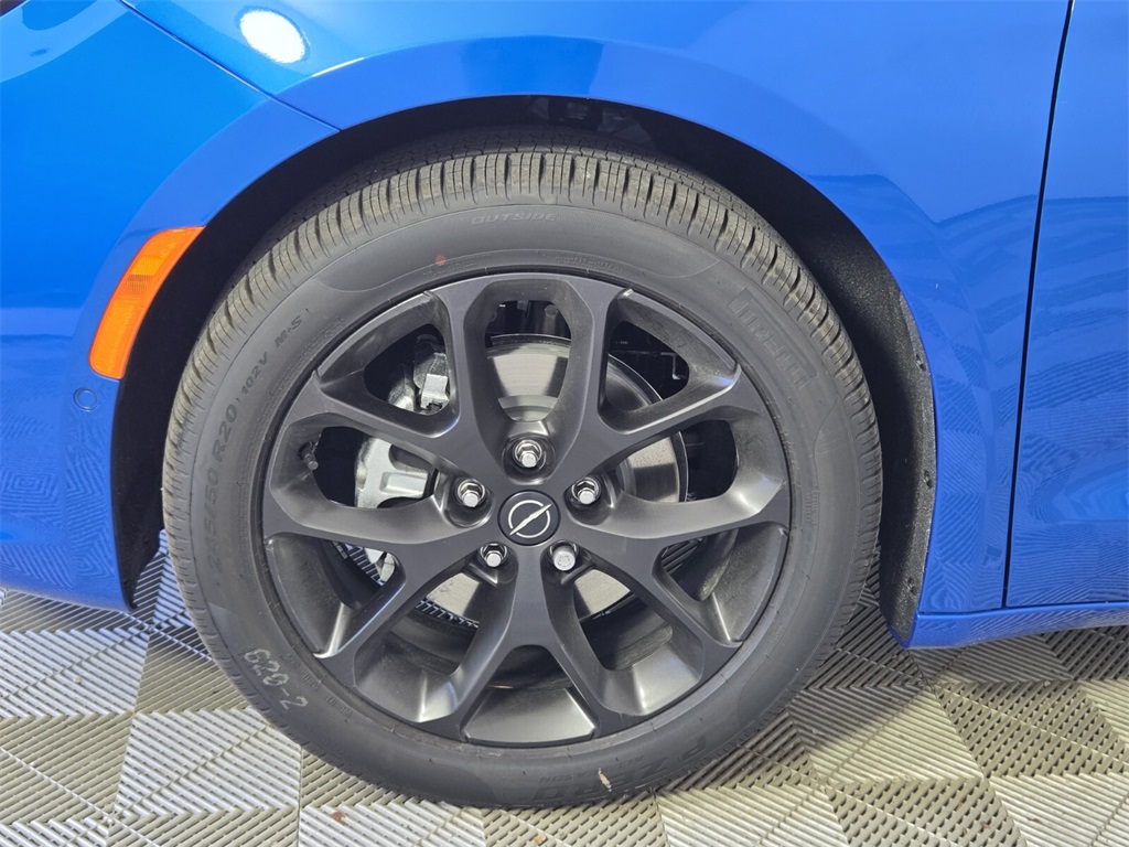 new 2026 Chrysler Pacifica car, priced at $48,895