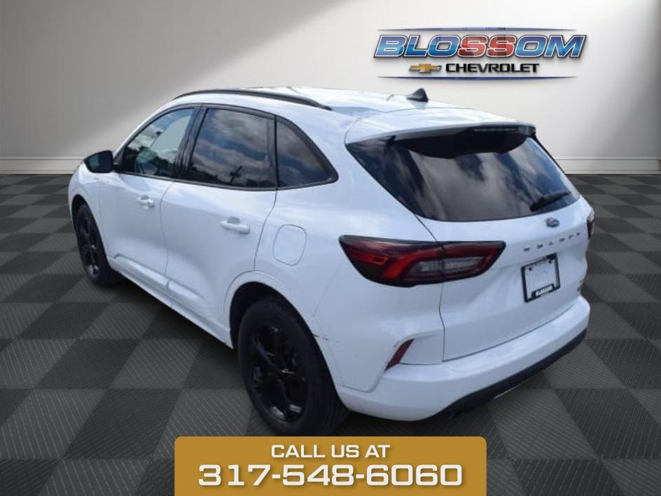 2023 Oxford White Ford Escape ST-Line AWD SUV