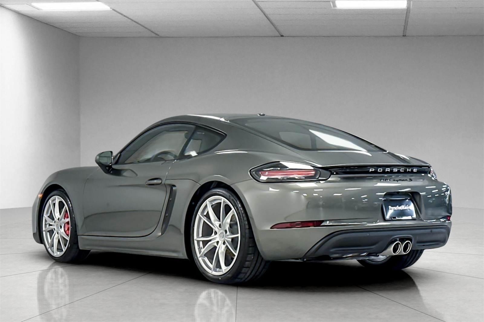 2025 Porsche Cayman S photo 3