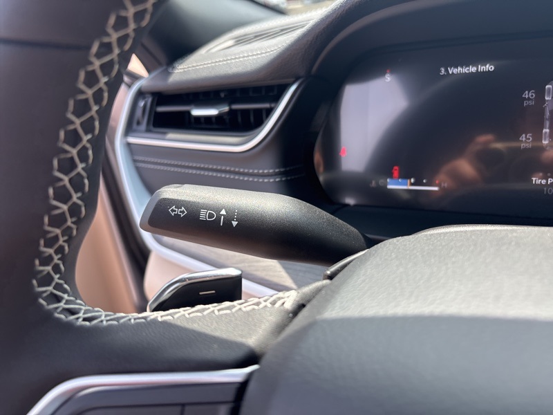 2025 Jeep Grand Cherokee Limited photo 25