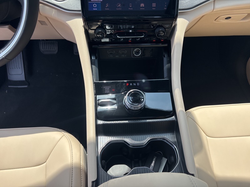 2025 Jeep Grand Cherokee Limited photo 31
