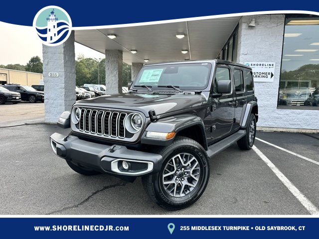 2025 Granite Crystal Metallic Clearcoat Jeep Wrangler Sahara 4X4 SUV