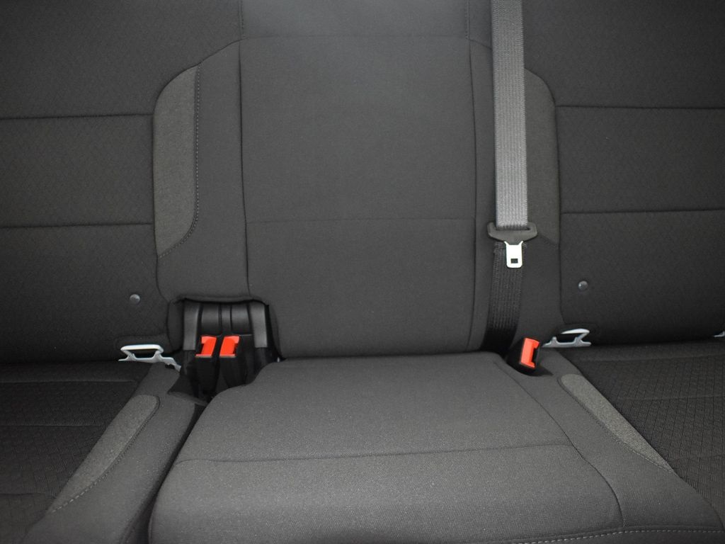 2025 Chevrolet Silverado 2500HD Custom photo 25