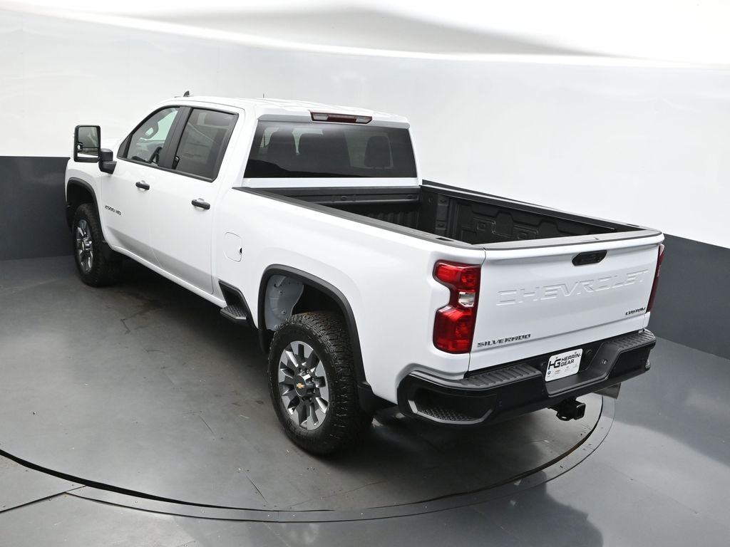 2025 Chevrolet Silverado 2500HD Custom photo 32