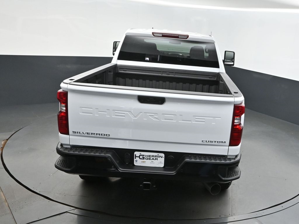 2025 Chevrolet Silverado 2500HD Custom photo 33