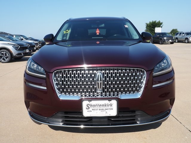 2021 Lincoln Corsair Standard photo 2