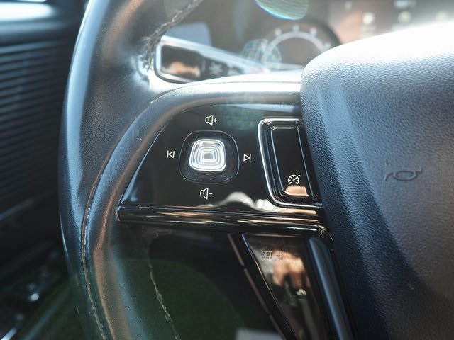 2021 Lincoln Corsair Standard photo 21