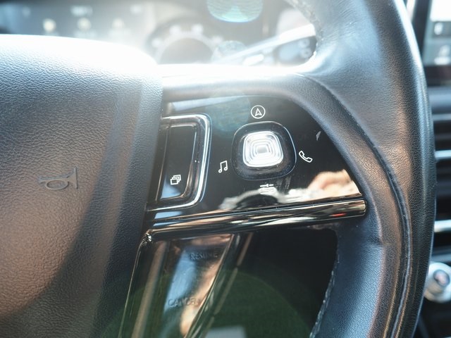 2021 Lincoln Corsair Standard photo 22