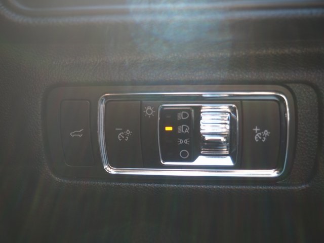 2021 Lincoln Corsair Standard photo 24