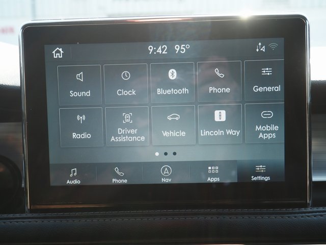 2021 Lincoln Corsair Standard photo 35