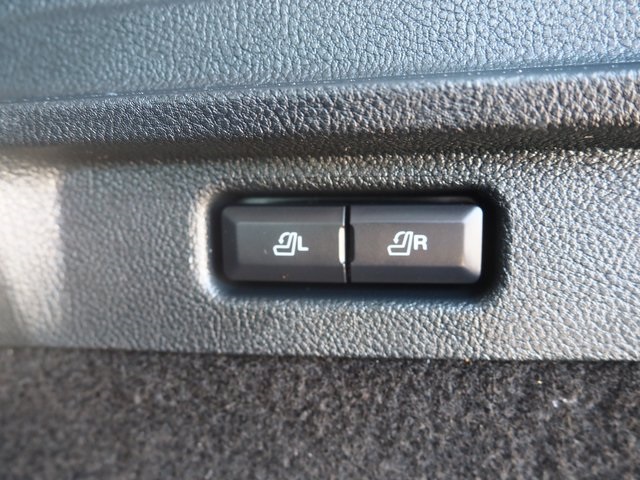 2021 Lincoln Corsair Standard photo 39