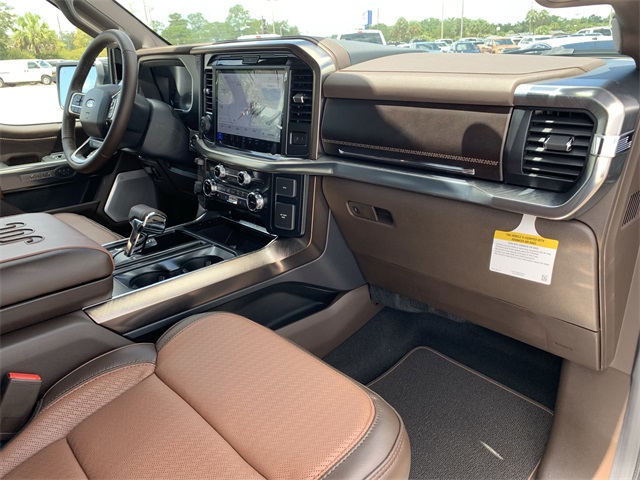 2025 Agate Black Metallic Ford F-150 King Ranch 4X4 Truck
