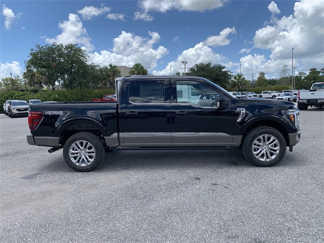 2025 Agate Black Metallic Ford F-150 King Ranch 4X4 Truck