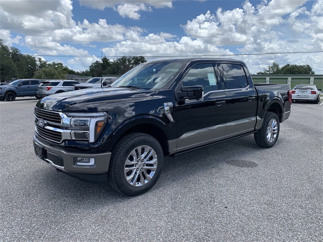 2025 Agate Black Metallic Ford F-150 King Ranch 4X4 Truck
