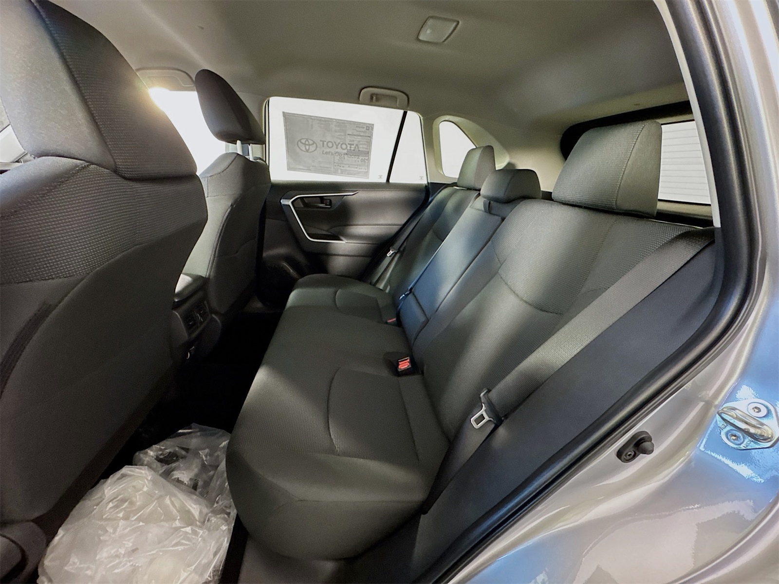 2025 Toyota RAV4 LE photo 10