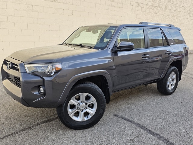 2022 Toyota 4Runner SR5's photo