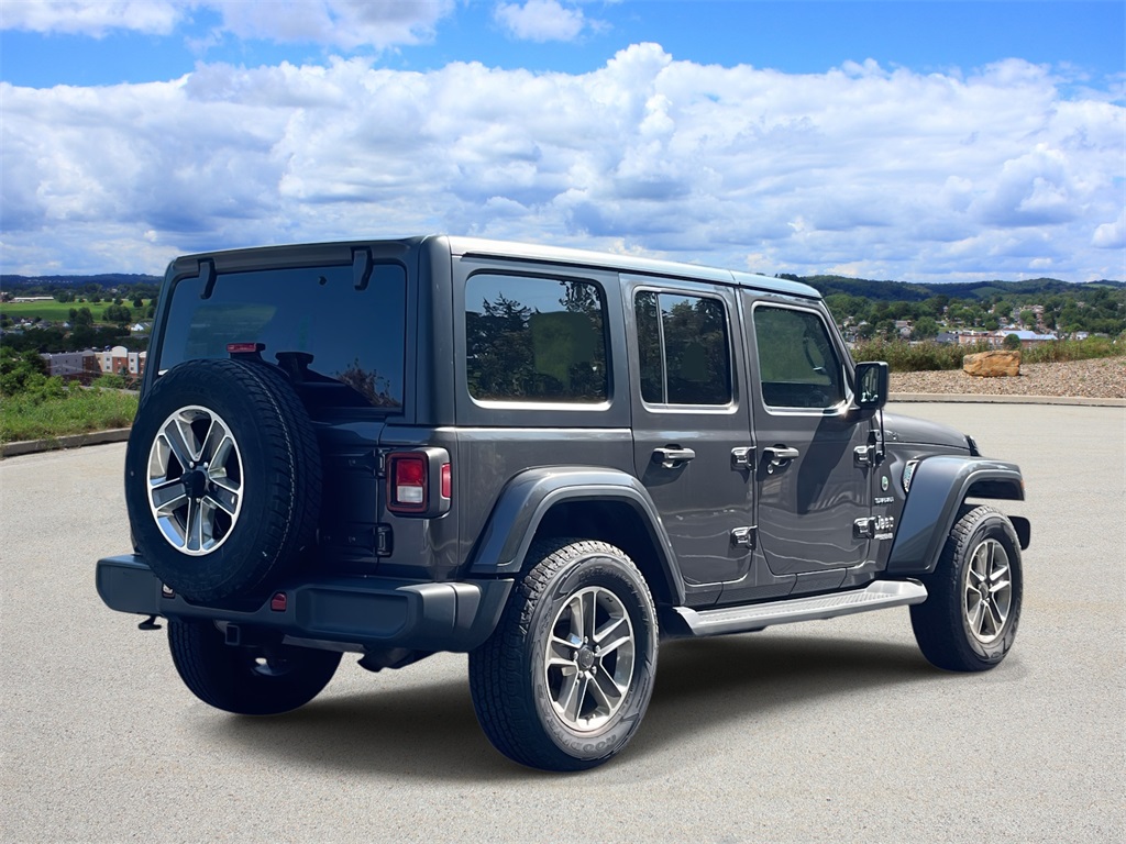 2020 Jeep Wrangler Unlimited Sahara photo 3