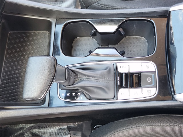 2024 Shimmering Silver Hyundai Tucson SE AWD SUV
