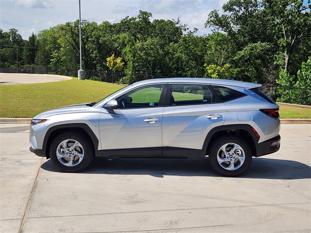 2024 Shimmering Silver Hyundai Tucson SE AWD SUV