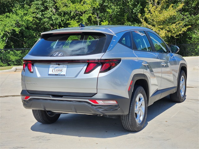 2024 Shimmering Silver Hyundai Tucson SE AWD SUV