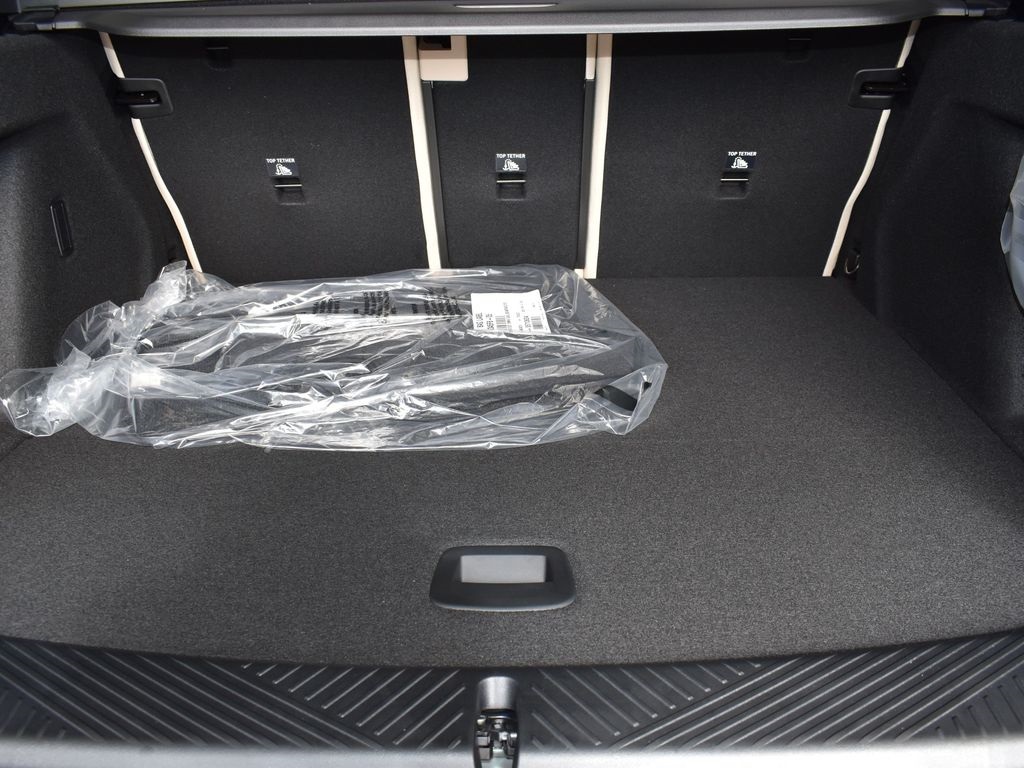 2025 Mineral White Metallic BMW X3 30 xDrive AWD SUV
