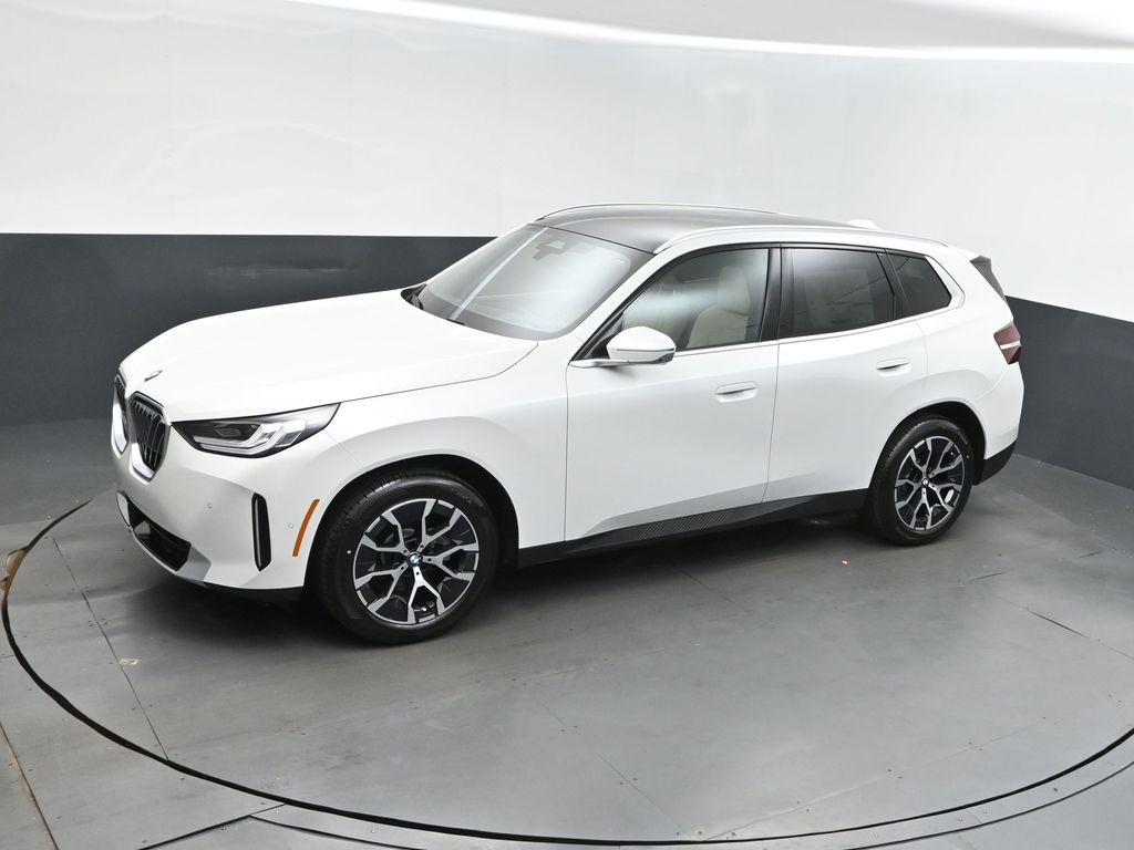 2025 Mineral White Metallic BMW X3 30 xDrive AWD SUV