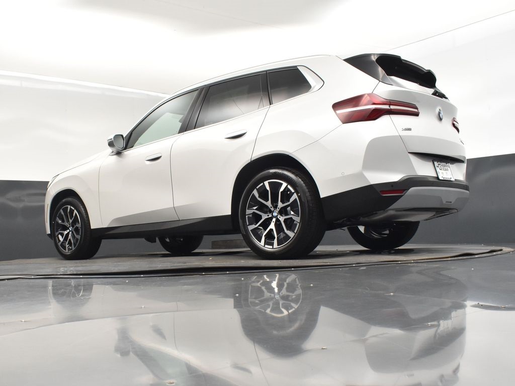 2025 Mineral White Metallic BMW X3 30 xDrive AWD SUV