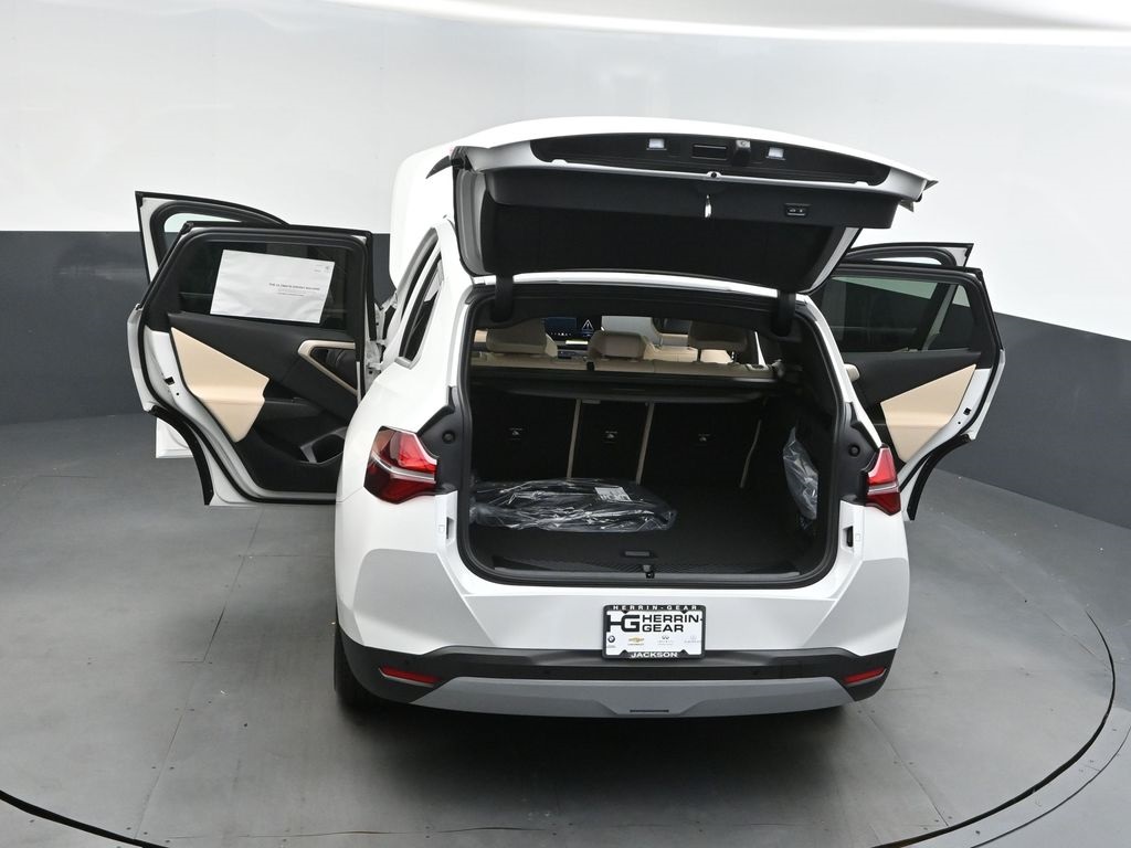 2025 Mineral White Metallic BMW X3 30 xDrive AWD SUV