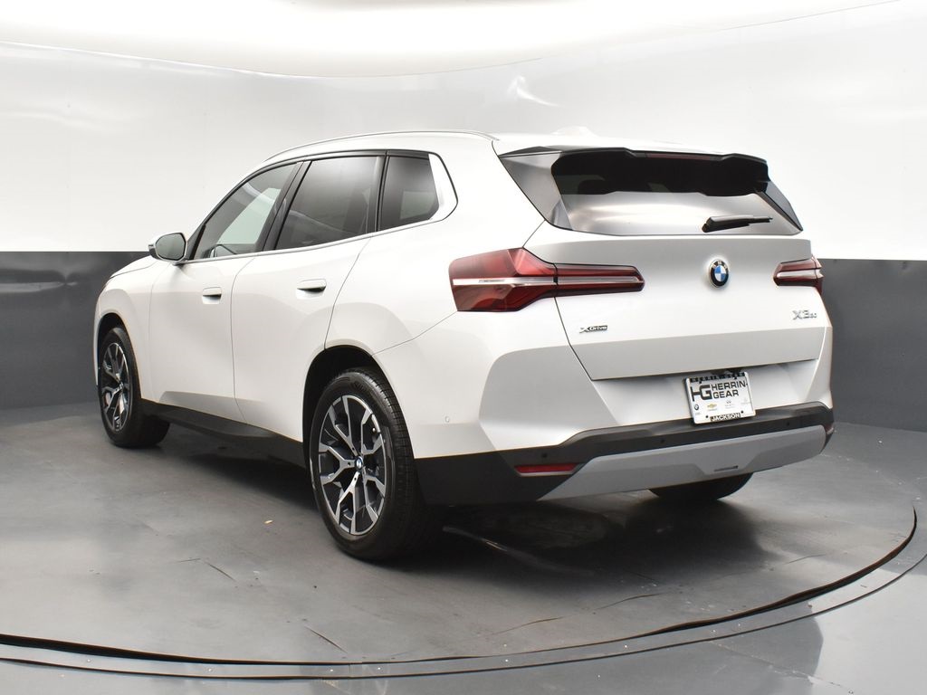 2025 Mineral White Metallic BMW X3 30 xDrive AWD SUV