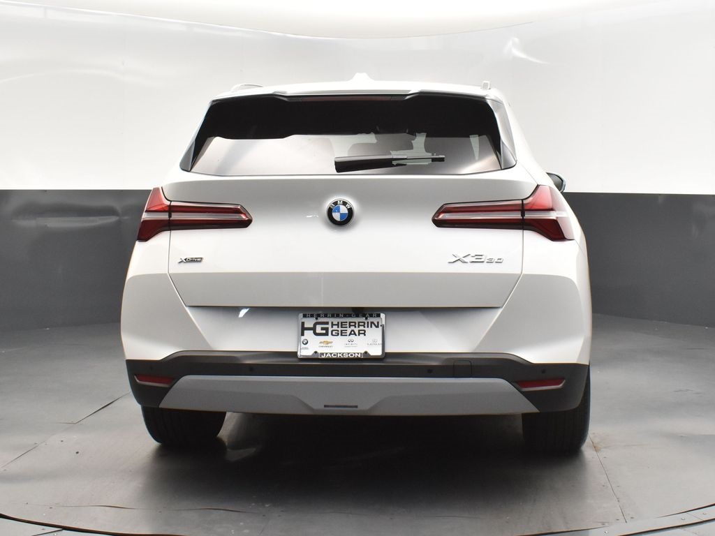 2025 Mineral White Metallic BMW X3 30 xDrive AWD SUV