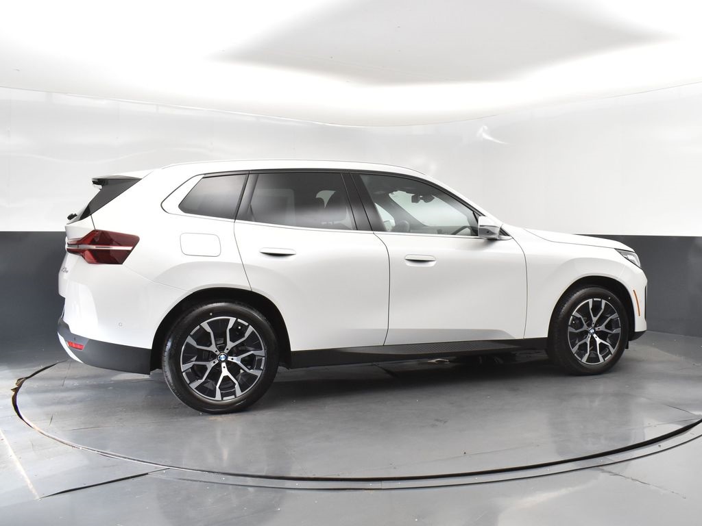 2025 Mineral White Metallic BMW X3 30 xDrive AWD SUV