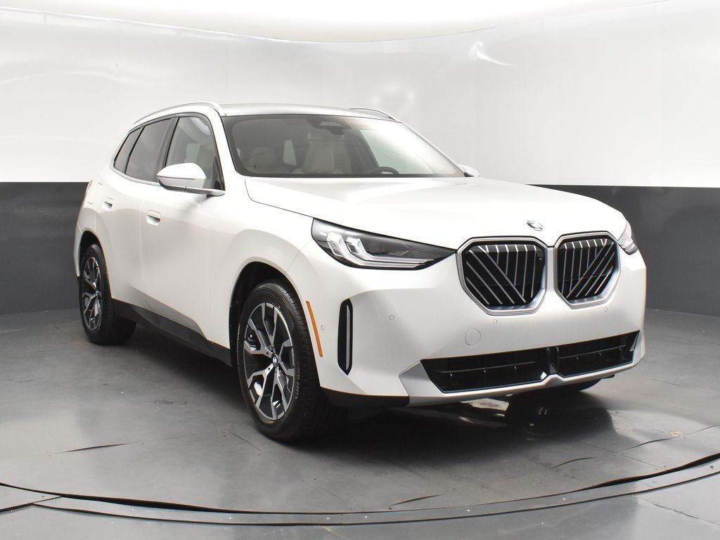 2025 Mineral White Metallic BMW X3 30 xDrive AWD SUV