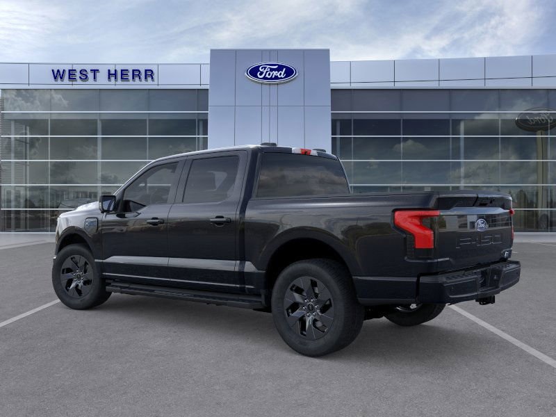 2025 Ford F-150 Lightning photo 2
