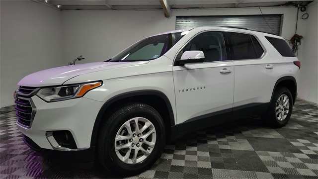 2021 Chevrolet Traverse LT Leather FWD