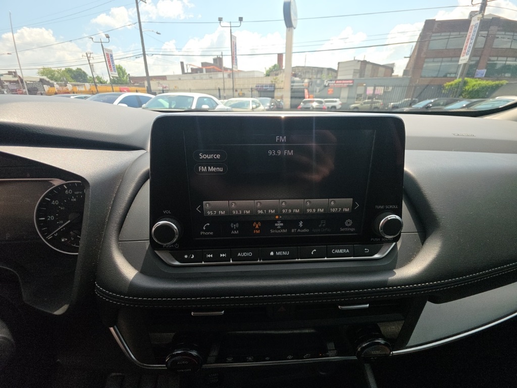 used 2024 Nissan Rogue car, priced at $18,595