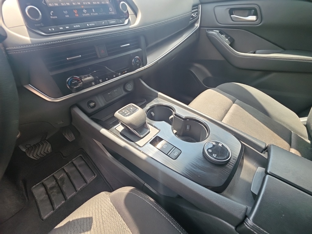 used 2024 Nissan Rogue car, priced at $18,595